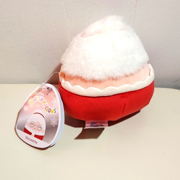 ❤️ NWT MRS. CLAUS NICOLETTE SQUISHMALLOWS CHRISTMAS HOLIDAY - 4.5" PLUSHIE - NEW - Picture 5 of 7